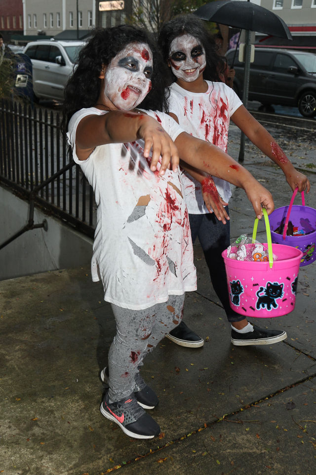 Halloween Trick or Treat Downtown Morganton 2019-9635.JPG